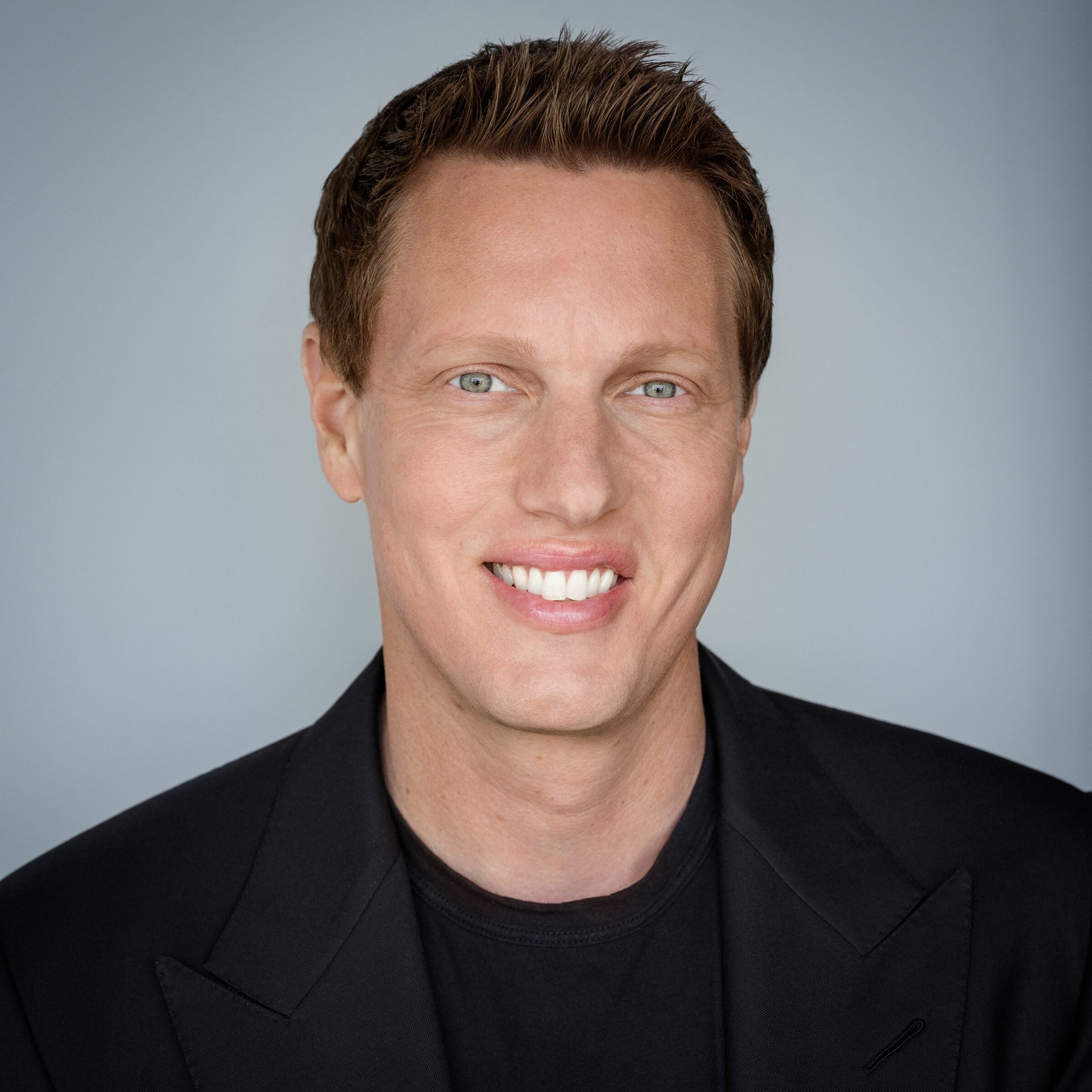 David Ellison, CEO de Paramount Skydance, durante un anuncio corporativo