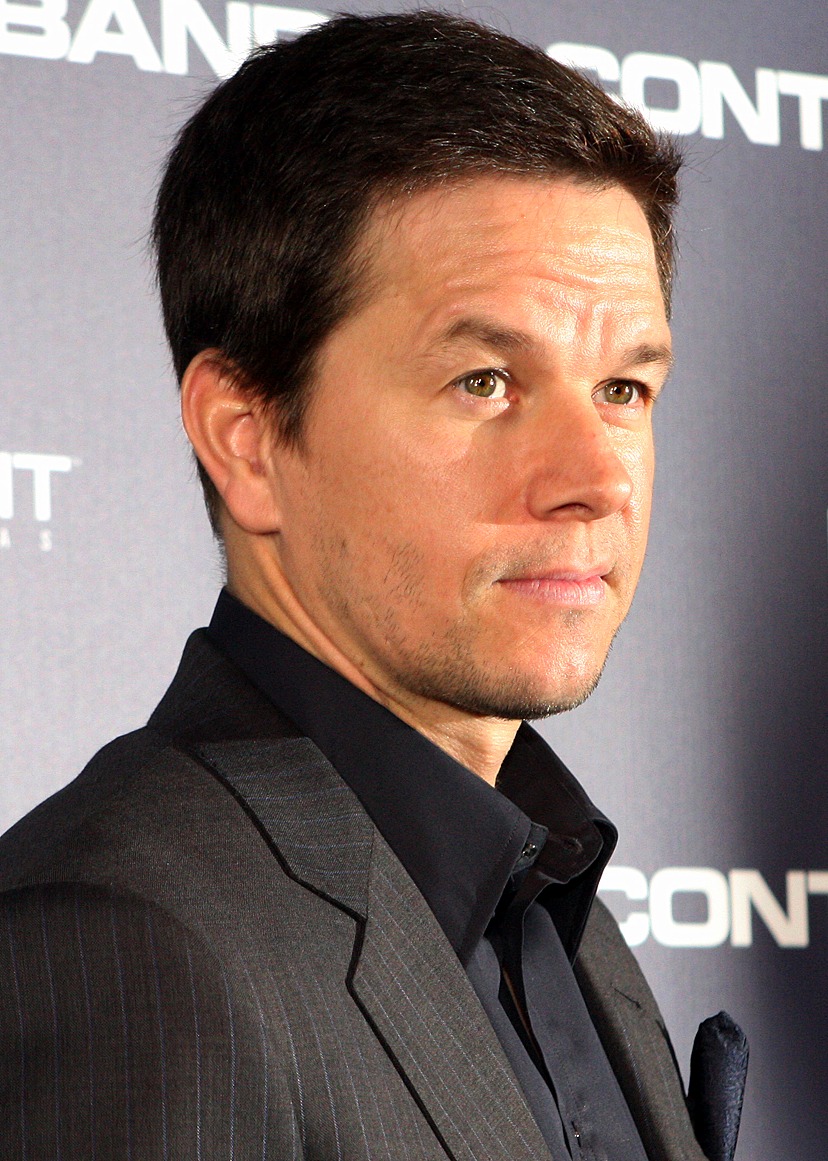 Mark Wahlberg y Amanda Seyfried en una escena de la película Ted